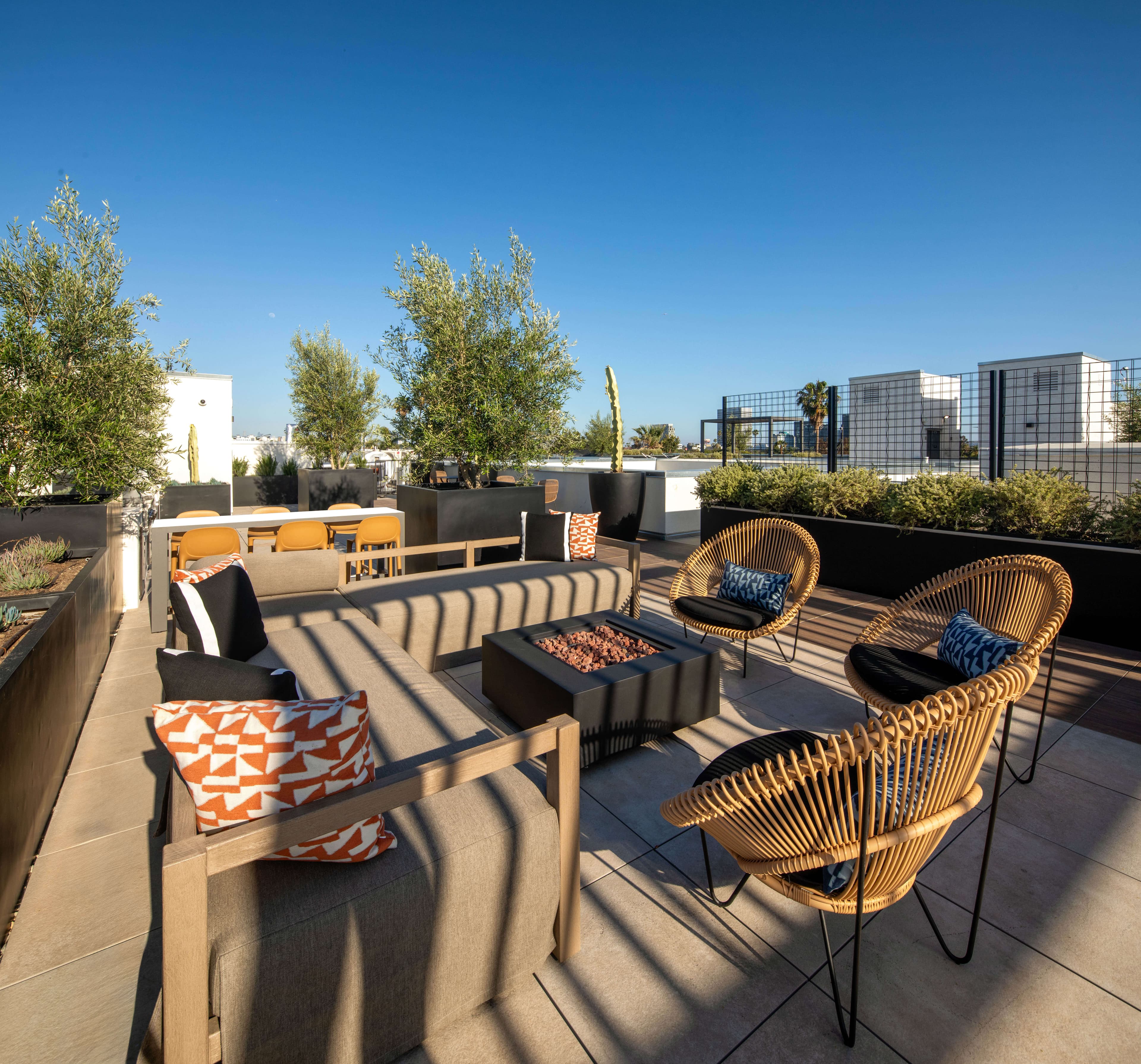 CEI_Luca_Ph_III_Rooftop_Deck_NW_VI